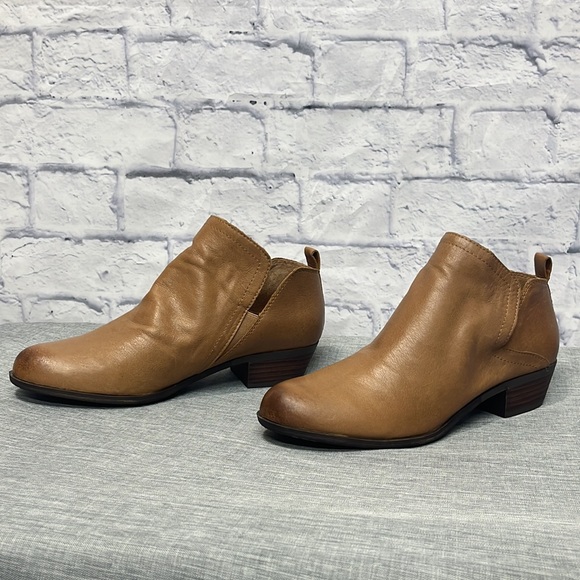 NWOB Lucky Brand Bollo Bootie - Picture 9 of 12